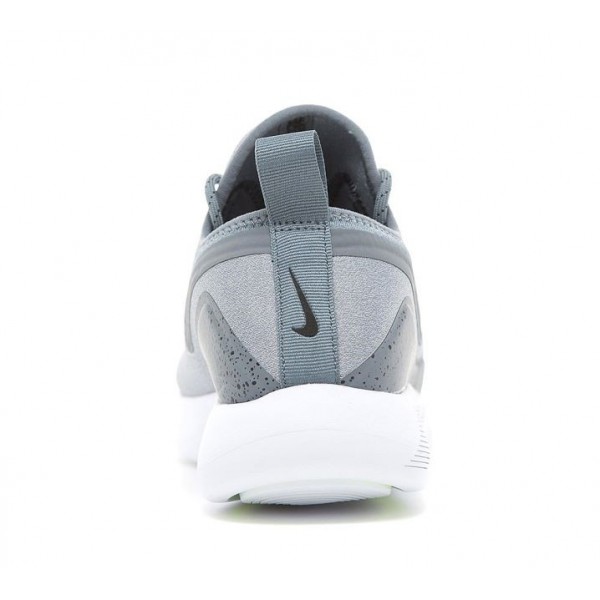 Nike LunarCharge Essential Turnschuhe Damen