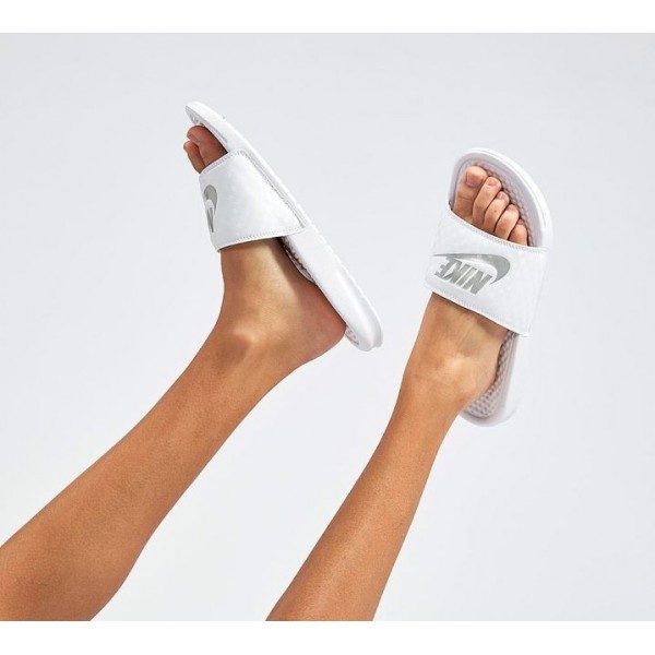 Nike Benassi Sandalen Damen