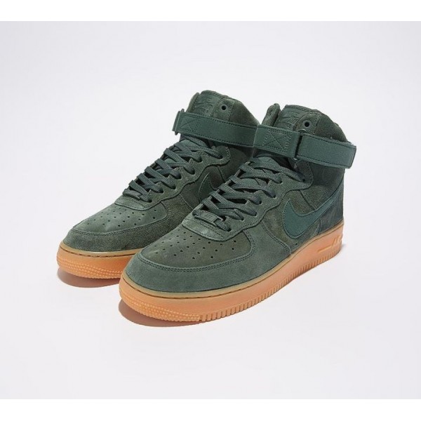 Nike Air Force 1 High 07 LV8 Suede Turnschuhe Herr...