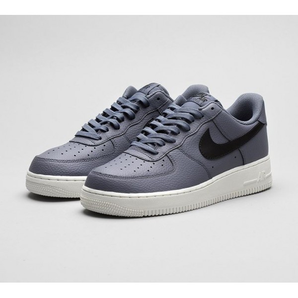 Nike Air Force 1 07 Turnschuhe Herren