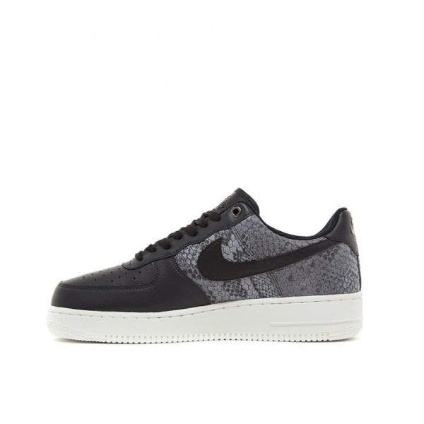 Nike Air Force 1 07 LV8 Turnschuhe Herren