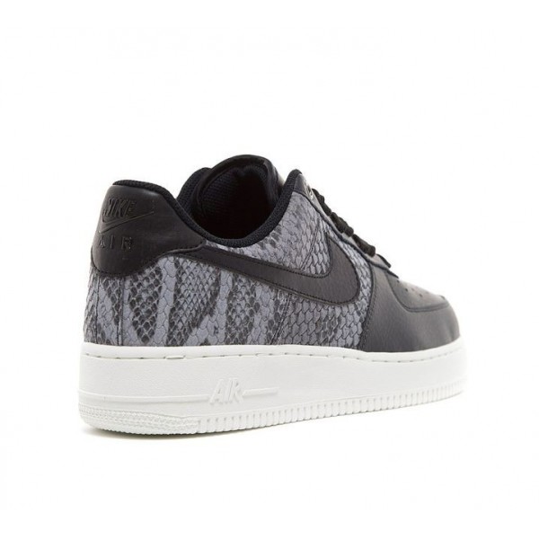Nike Air Force 1 07 LV8 Turnschuhe Herren