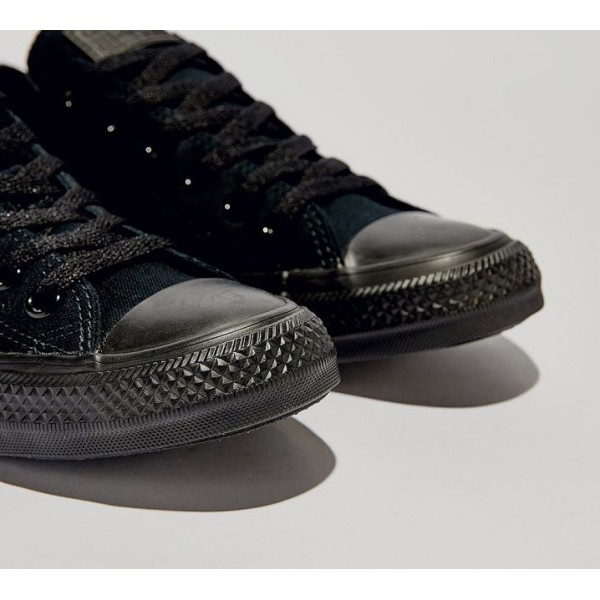 Converse Chuck Taylor All Star Ox Mono Canvas Turnschuhe Damen